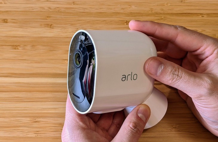 Buy ARLO Pro 3 Floodlight 2K 1440p WiFi Security Camera - White