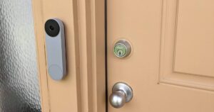 Smart door lock maker Level is bringing a new video doorbell to apartment  dwellers - The Verge