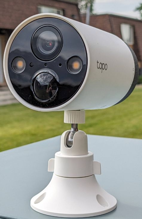 TP-Link Tapo C520WS 4MP Outdoor Pan & Tilt Wi-Fi Security Camera with Night  Vision & Spotlights
