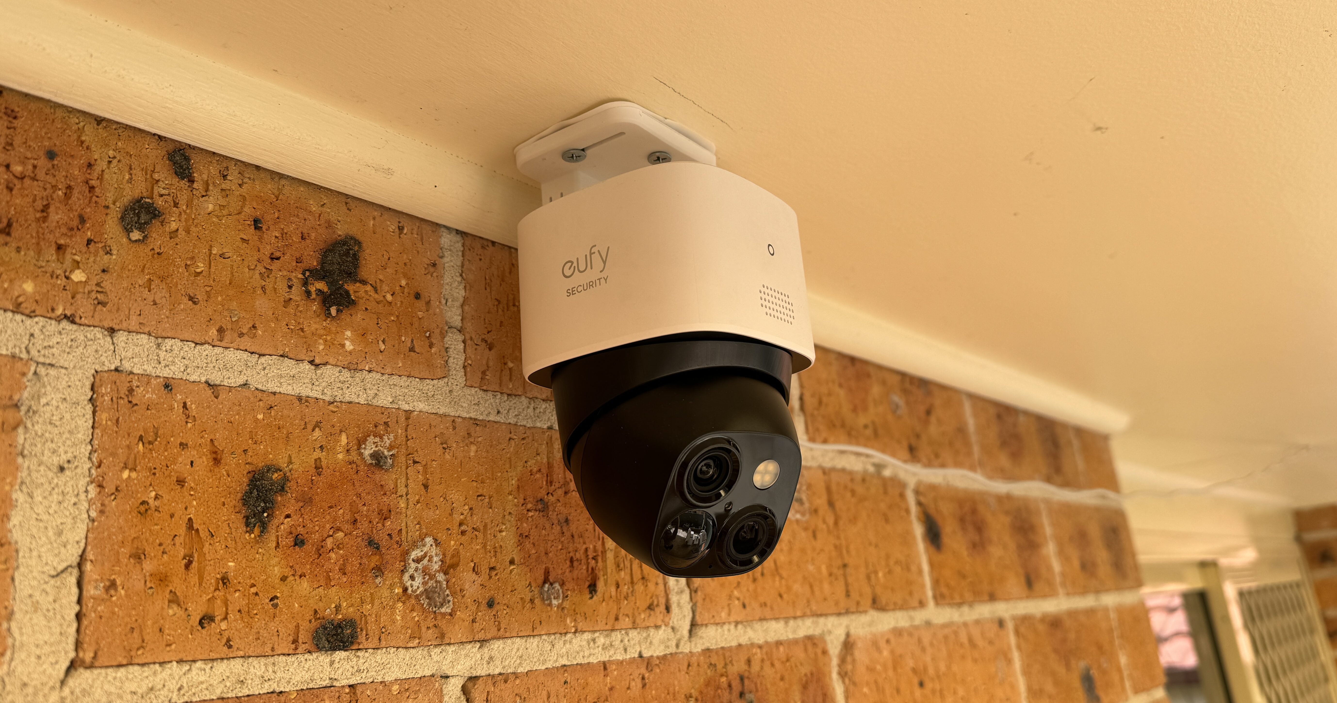 Eufy's new smart security cameras do things that 's can't