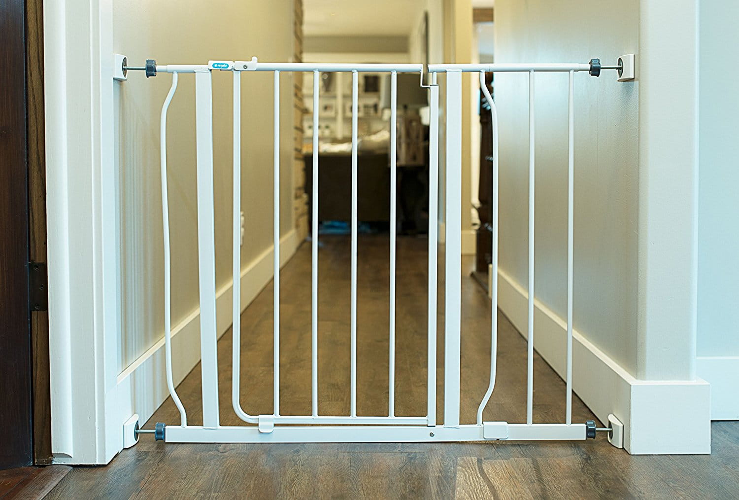 retractable baby gate pros and cons